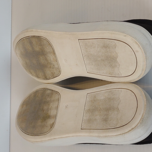 Soda "Reign" Black Classic Slip On Memory Foam Low Top Closed Toe Sneaker - Picture 11 of 12